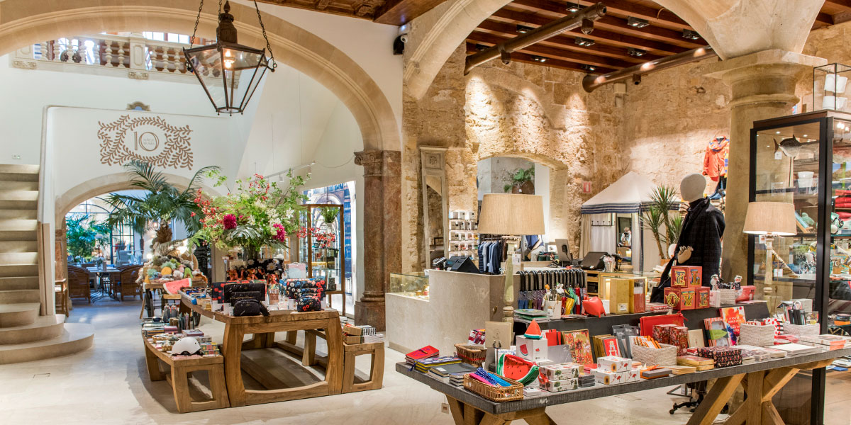 Interior view of Rialto Living - A lifestyle store in Palma de Mallorca