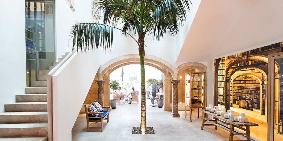 Interior view of Rialto Living - A lifestyle store in Palma de Mallorca