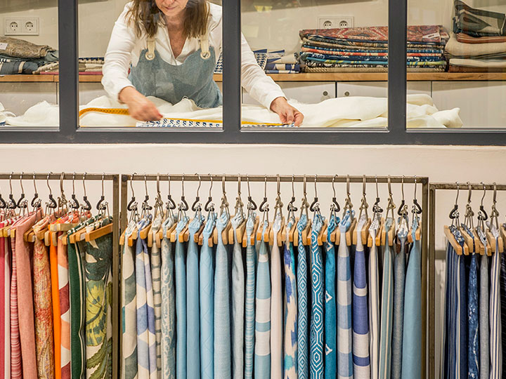 Nuestra costurera en acción